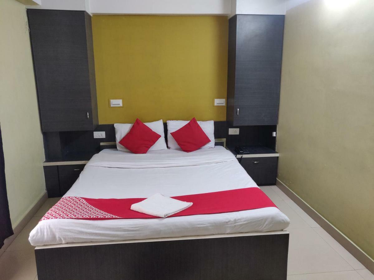 Hotel Jagat Siliguri Zewnętrze zdjęcie